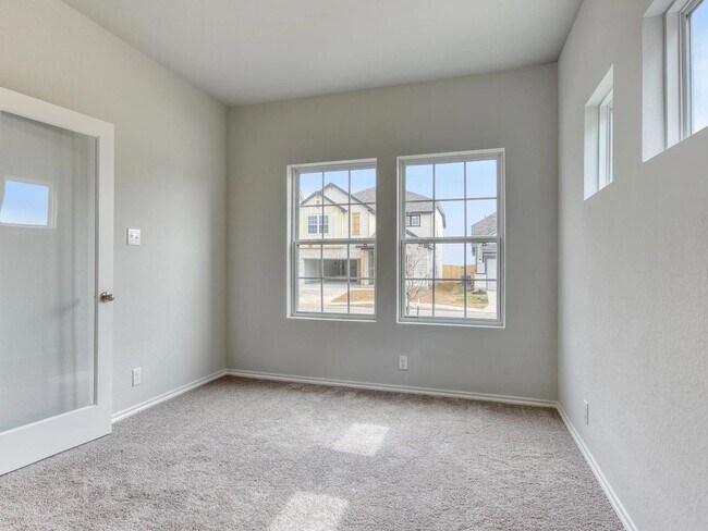 12829 Hill Plains Dr unit 36501555, Schertz, TX 78108 - photo 5