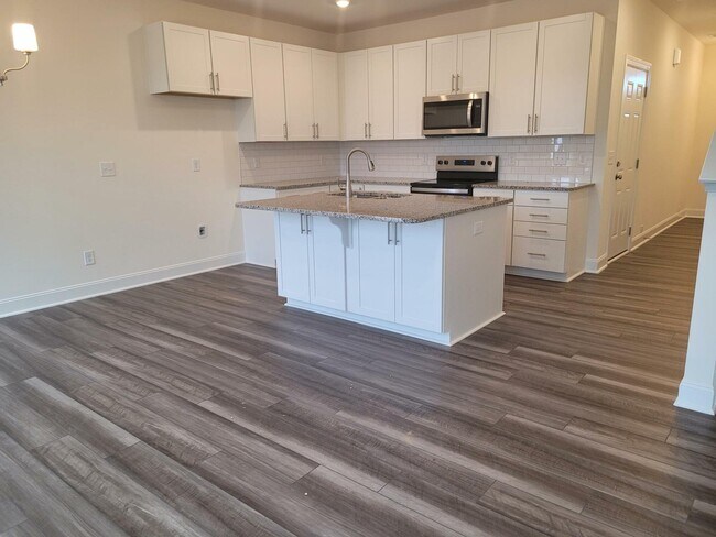 3607 Tarmac Rd W unit 117, Wilson, NC 27896 - photo 3