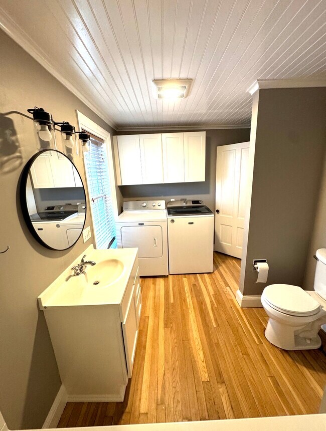 12 Myrtle St, Exeter, NH 03833 - photo 5