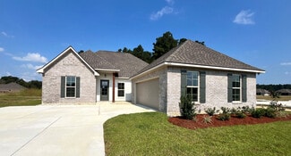 8841 Lyndanne Dr, Denham Springs, LA 70726