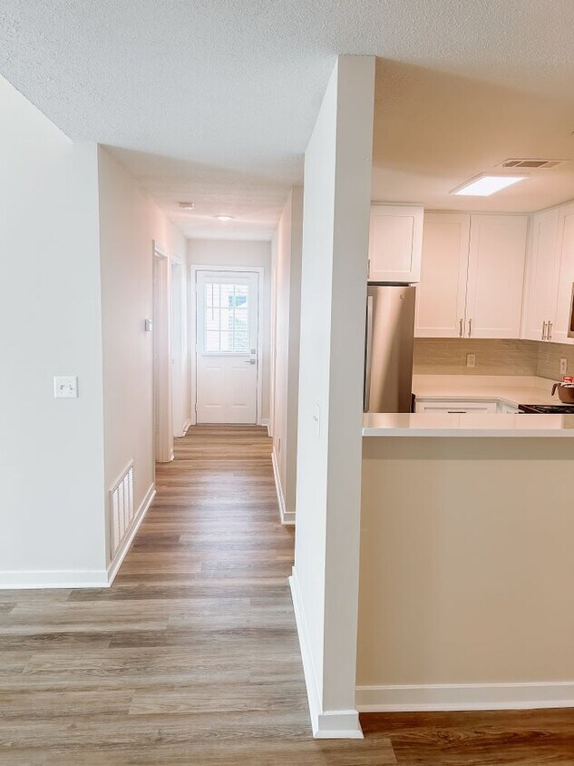 The Vineyard at Castlewoods Apartment Homes 1000 Vineyard Dr, Brandon