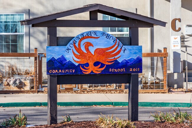 Mountain Phoenix Community School has 576 students.