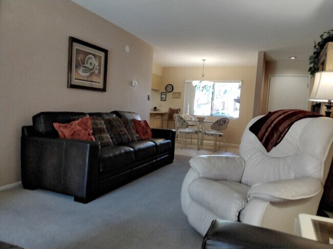 12222 N Paradise Village Pkwy S unit Bldg 2 Unit 112, Phoenix, AZ 85032 - photo 3