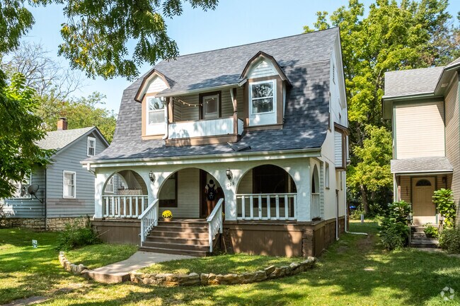 There are a few two story cottage style homes in the Historic Holliday Park neighborhood.