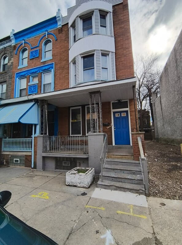 3715 N 15th St, Philadelphia, PA 19140