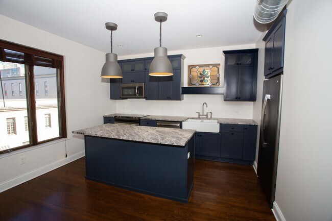 65 S 5th St unit 65 S 5th Columbus Oh, Columbus, OH 43215 - photo 2