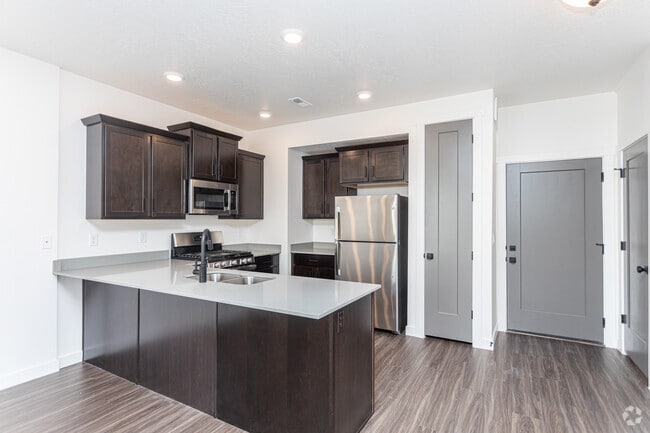 Holbrook Towns, Lehi, UT 84043 - photo 2