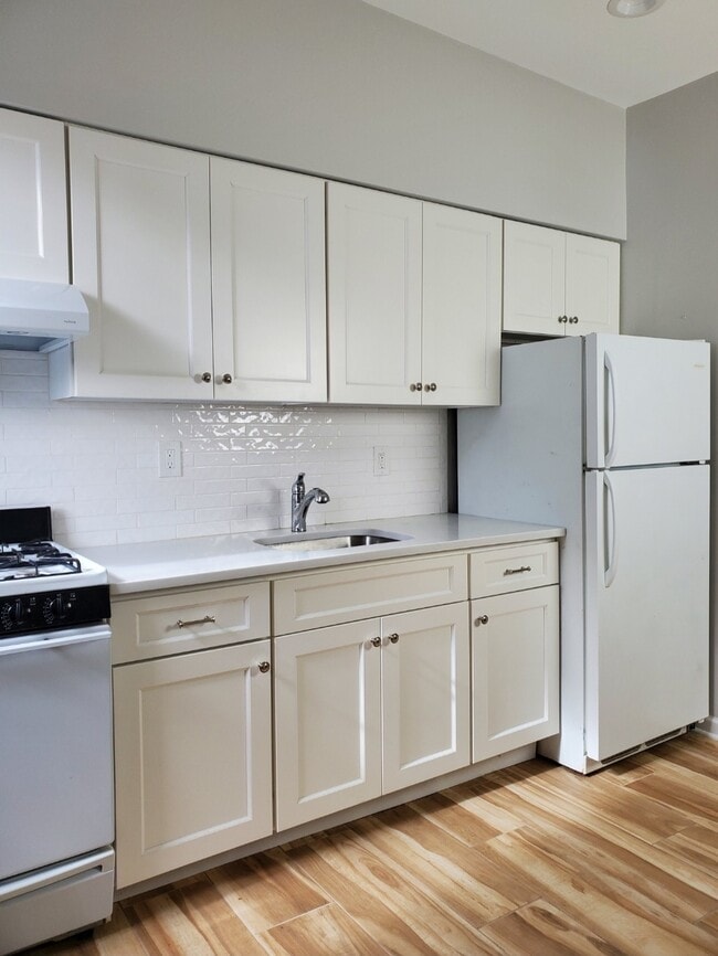 43 S Adelaide Ave, Highland Park, NJ 08904