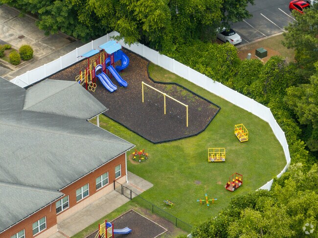 Montessori Scholars Academy has a playground behind the school.