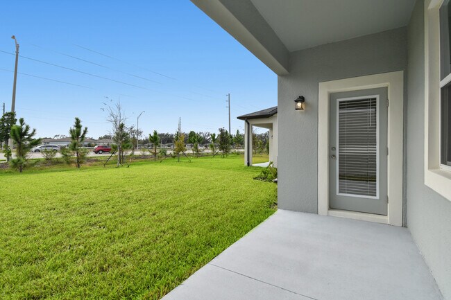 31194 Pendleton Landing Cir, Wesley Chapel, FL 33545 - photo 7