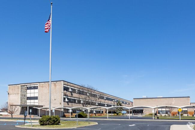 School #9M - Oceanside Middle School in Oceanside, NY is a highly ranked New York Middle School