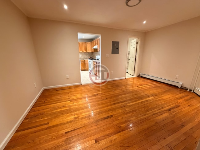 2320A Powell Ave, the Bronx, NY 10462 - photo 4