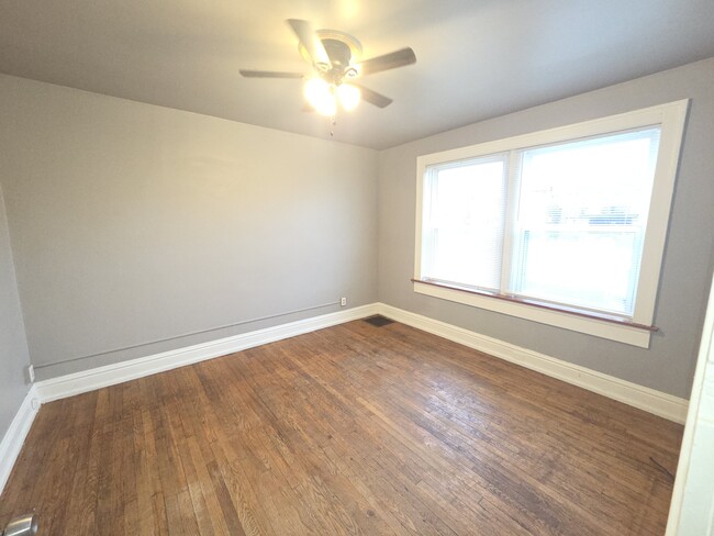 5056 Chippewa St unit 1W, Saint Louis, MO 63109 - photo 3