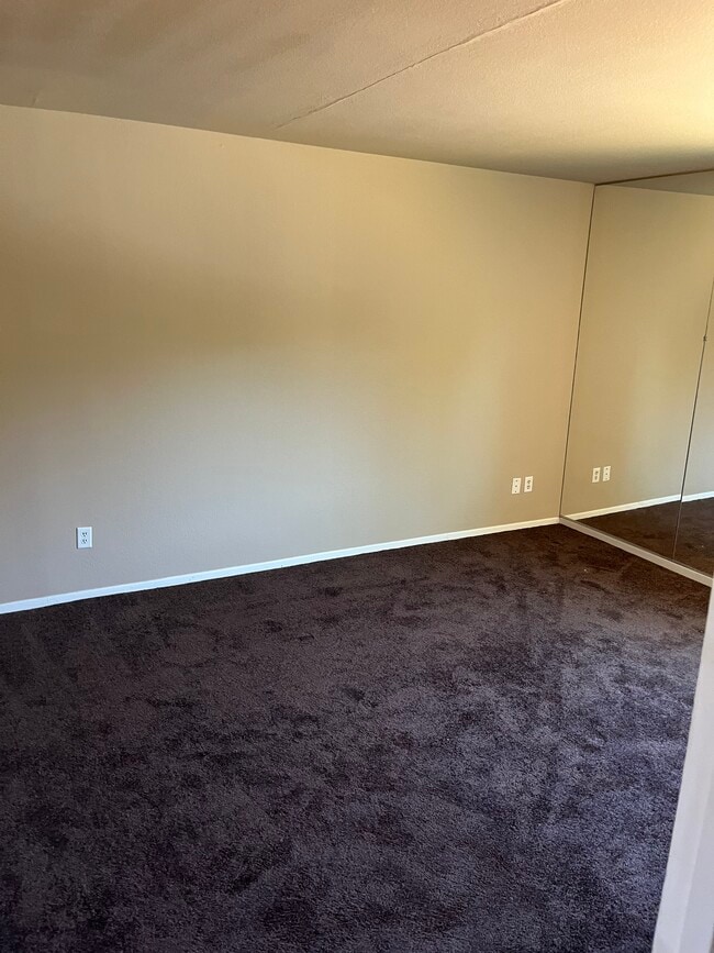 1341 W Avenue j4 unit 208, Lancaster, CA 93534 - photo 5