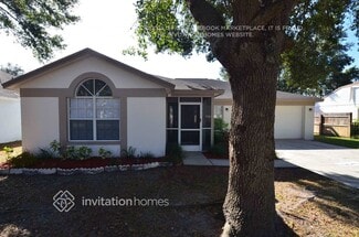 1803 Landside Dr, Valrico, FL 33594