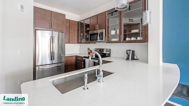 825 Usener St unit 909.1410283, Houston, TX 77009 - photo 7