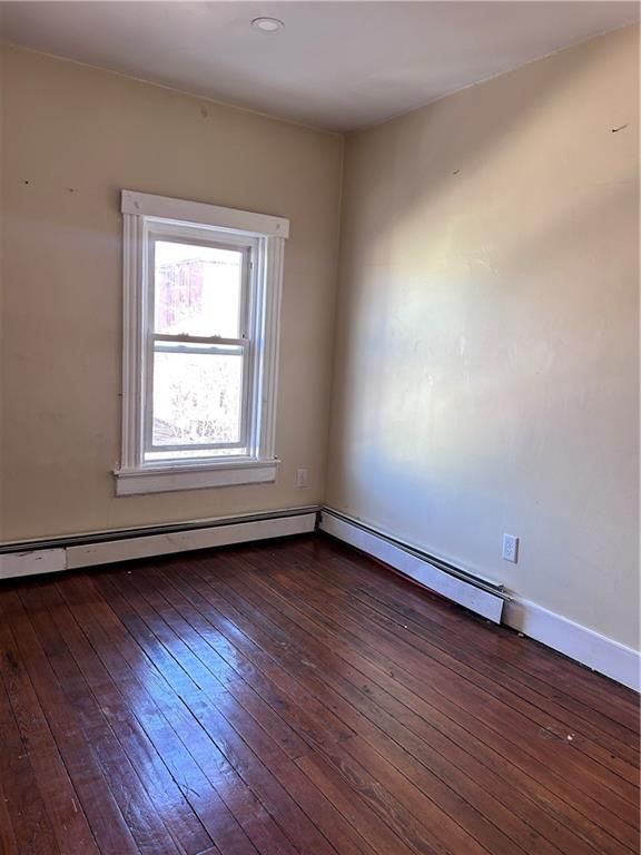 111 Burnett St, Providence, RI 02907 - photo 4