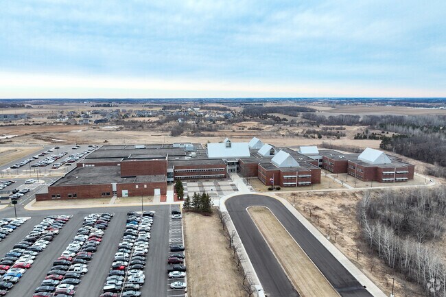 The student-teacher ratio at Sauk Rapids-Rice Senior High School is 18 to 1.