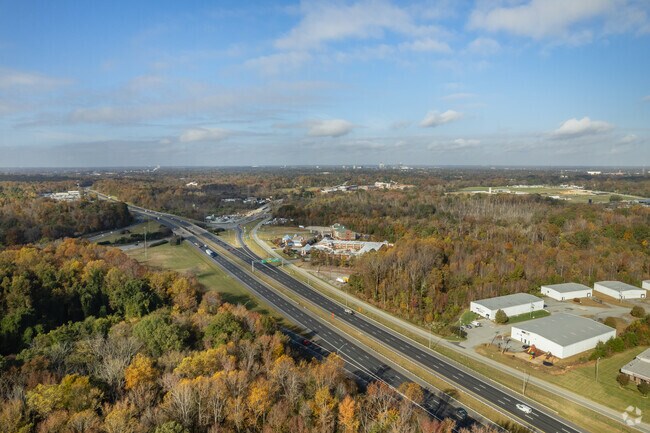 Major roadways like I-85 and I-840 are located in close proximity to Youngs Mill.