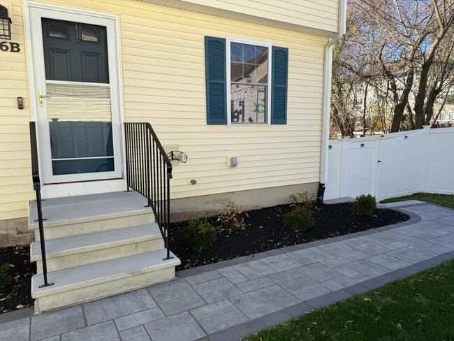 86 Central St, Peabody, MA 01960 - photo 6