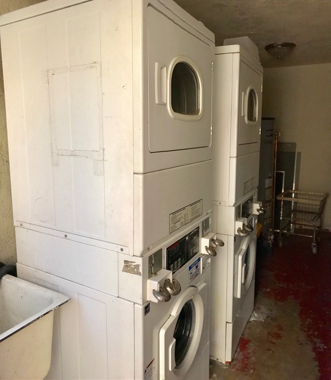 6331 Templeton St, Huntington Park, CA 90255 - photo 6