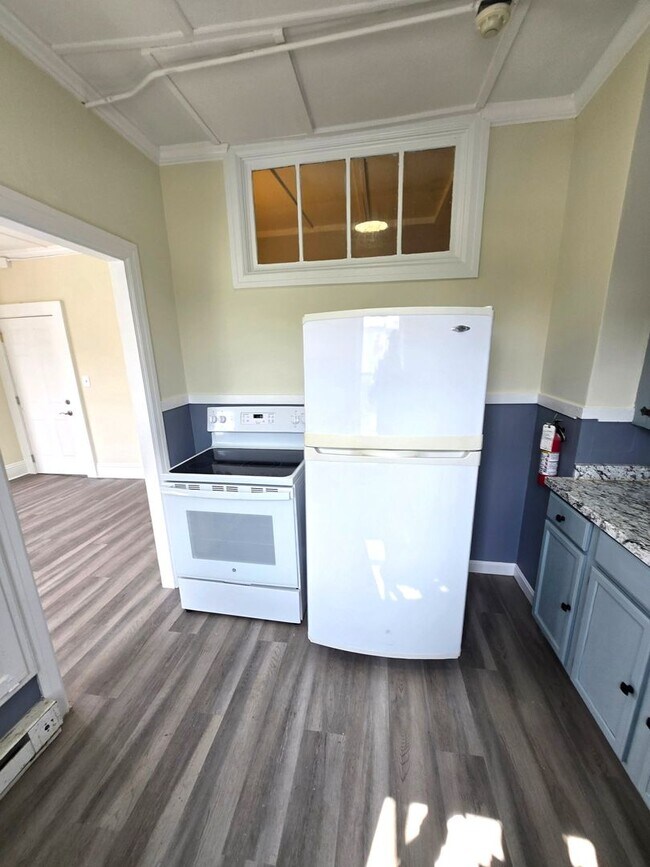 47 Montgomery St unit 1F, Pawtucket, RI 02860 - photo 3