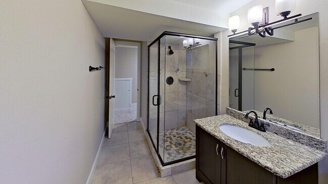 1105 N Monaco Street Pkwy, Denver, CO 80220 - photo 6