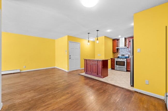 42-38 Judge St, Elmhurst, NY 11373 - photo 7