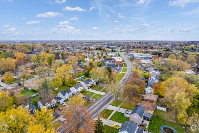 Snyder's community spirit shines through annual and seasonal events.