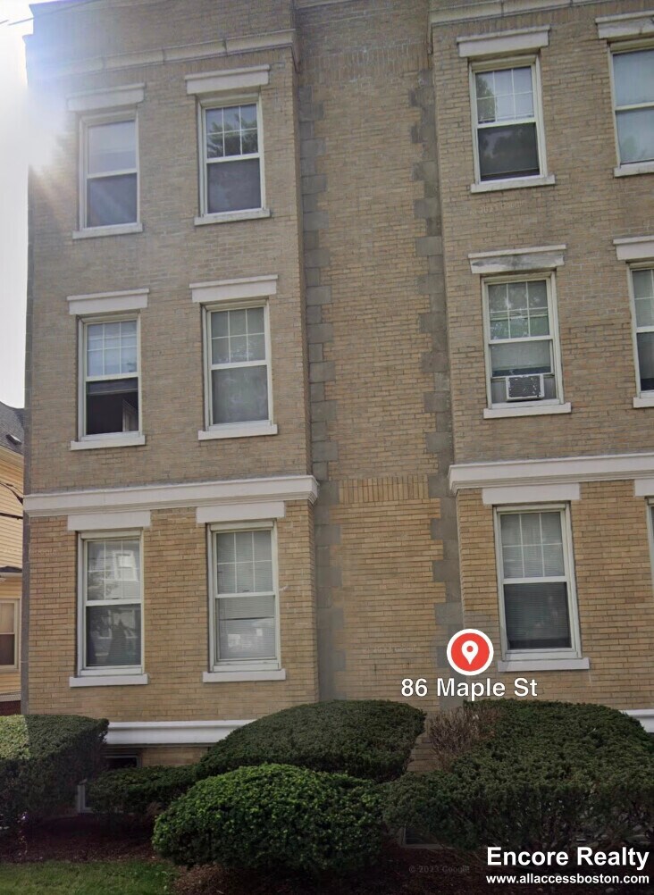 86 Maple St unit 5, Malden, MA 02148 - photo 1