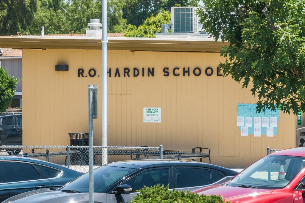 R.O. Hardin Elementary School serves K-5 students in Hollister, California.