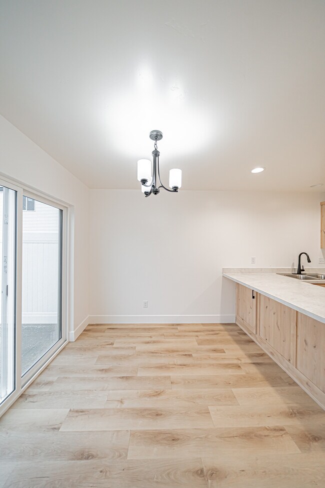 497 Pleasant Country Ln, Rigby, ID 83442 - photo 7