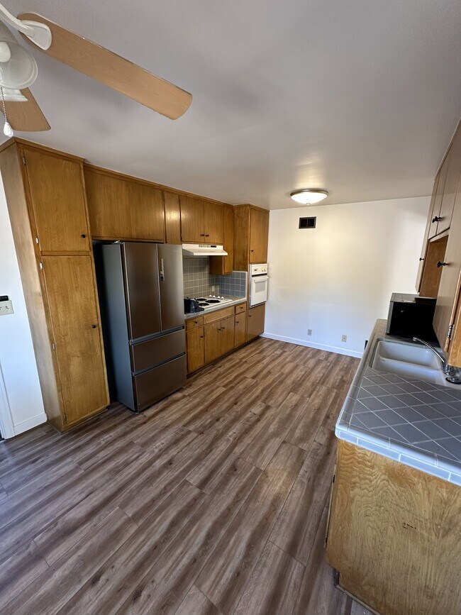 1160 Chestnut St unit 1160, Escondido, CA 92025 - photo 4