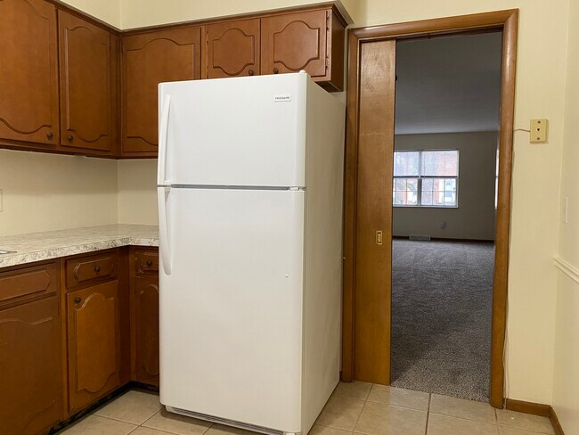 Eat-in Kitchen