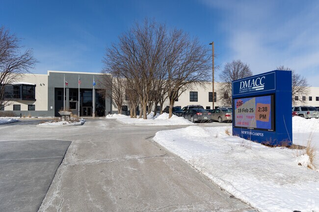 Newton students can attend a local branch of the Des Moines Area Community College.