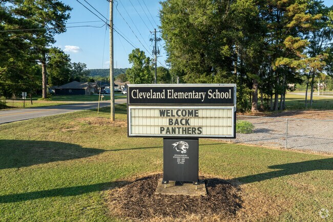 Cleveland Elementary School teaches kids to give their all.