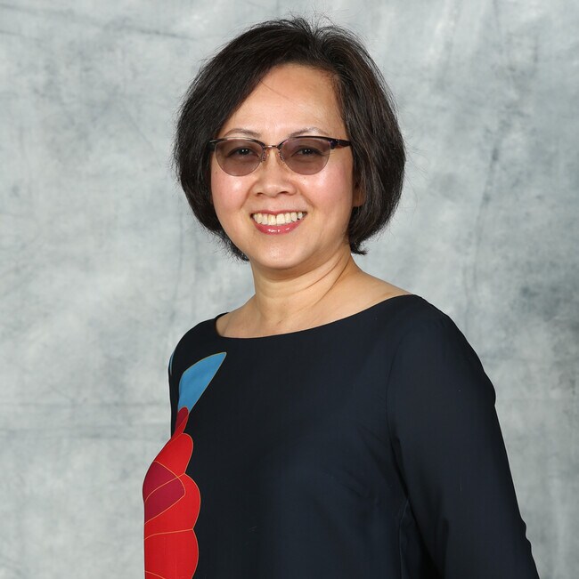 Thao-Uyen Cook