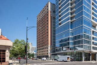 1211 N La Salle Dr, Chicago, IL 60610