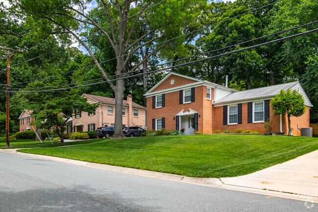 Split level, colonial, and craftsmans style homes make up most of the landscape in Seven Locks.