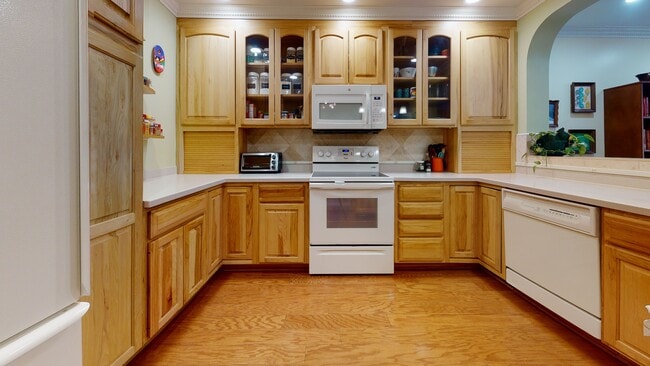 1635 S Hayes St unit A, Arlington, VA 22202 - photo 7