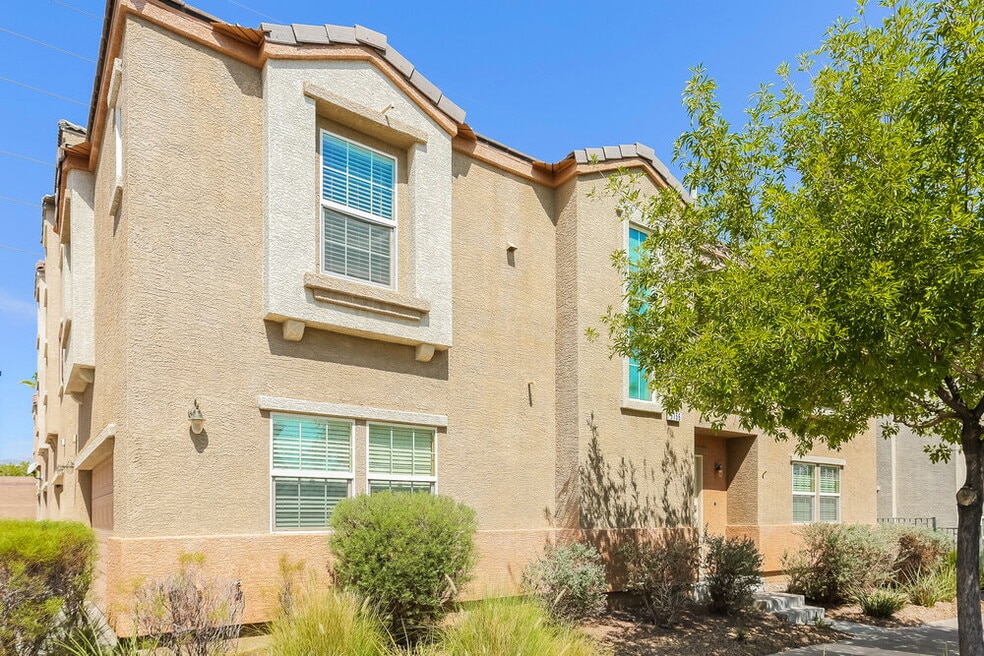 9156 Conquest Ct, Las Vegas, NV 89149 - photo 1