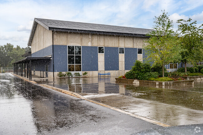 Students love the modern campus at Oak Grove Intermediate School in Albany, Oregon.