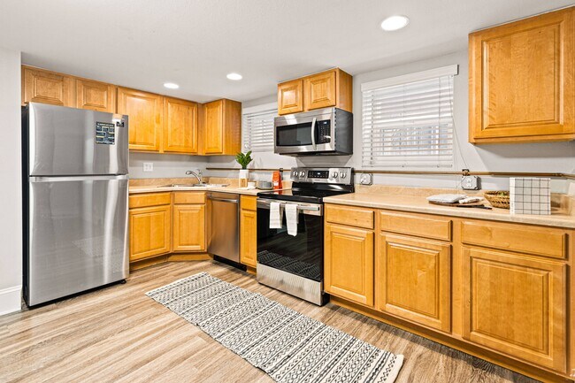 The Glenellen, Denver, CO 80203 - photo 2