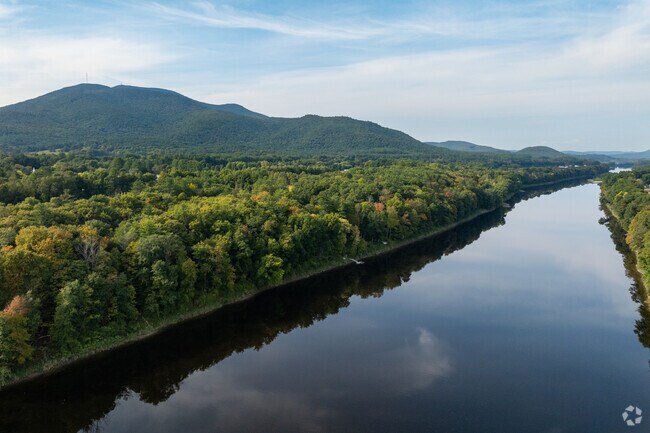 The village sits between the banks of the Connecticut River and Mount Ascutney.