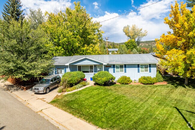 It isn't uncommon to find ranch style homes throughout Needham.