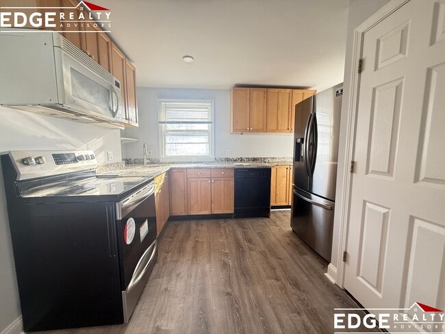 39 May St unit 2, Cambridge, MA 02138 - photo 5