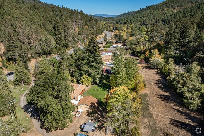 Wilderville homes are primarily single-level ranch-style houses.
