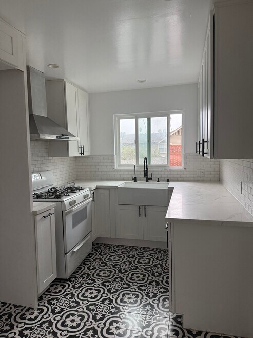 1801 Fair Oaks Ave unit O, South Pasadena, CA 91030 - photo 1