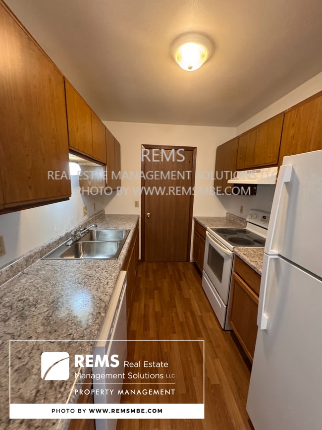 554 E Slifer St Unit 10, Portage, WI 53901