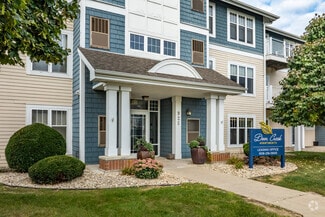 925 Harrington Dr, Madison, WI 53718